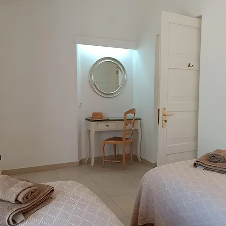 Villa 81 Great Spot Oura Beach, Albufeira