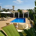 别墅 81 Great Spot Oura Beach, 阿尔布费拉