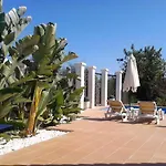 וילה 81 Great Spot Oura Beach, *
